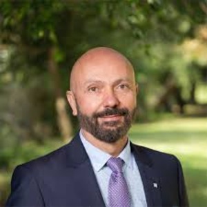 عالی بلور